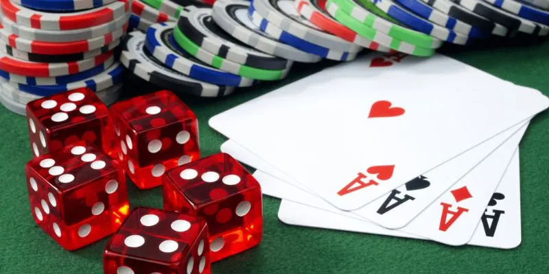 Luật chơi phỏm và những điểm cần lưu ý